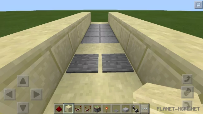 Making a trap out of a drawbridge [Minecraft PE Guides]